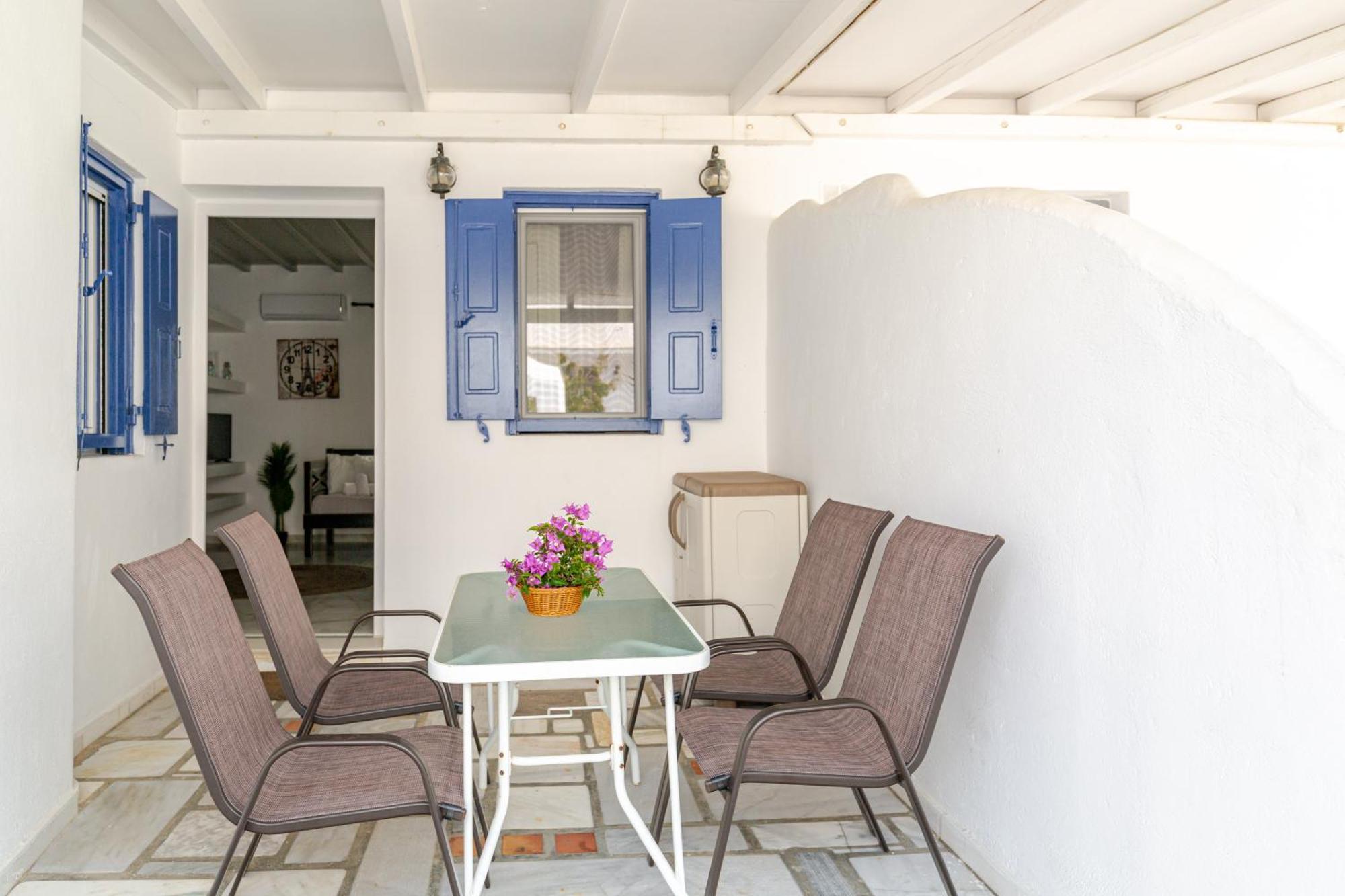 Elenitas Beach House In Ornos Exteriér fotografie